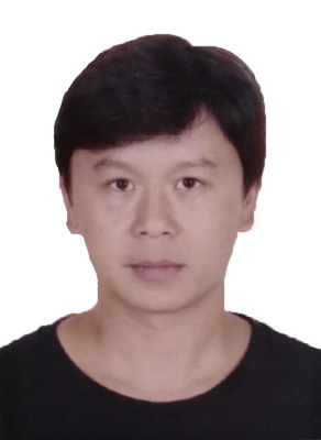 杨平贵 展览部主任